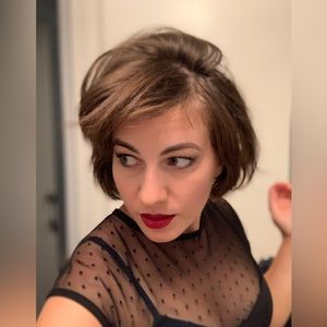 Meet your Posher, Amber